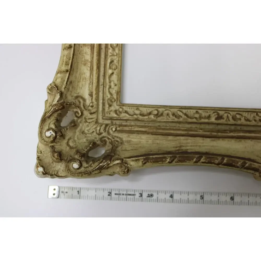 Vintage Ornate Rococo Style Composite Picture Frame Distressed Gold Finish 17x15